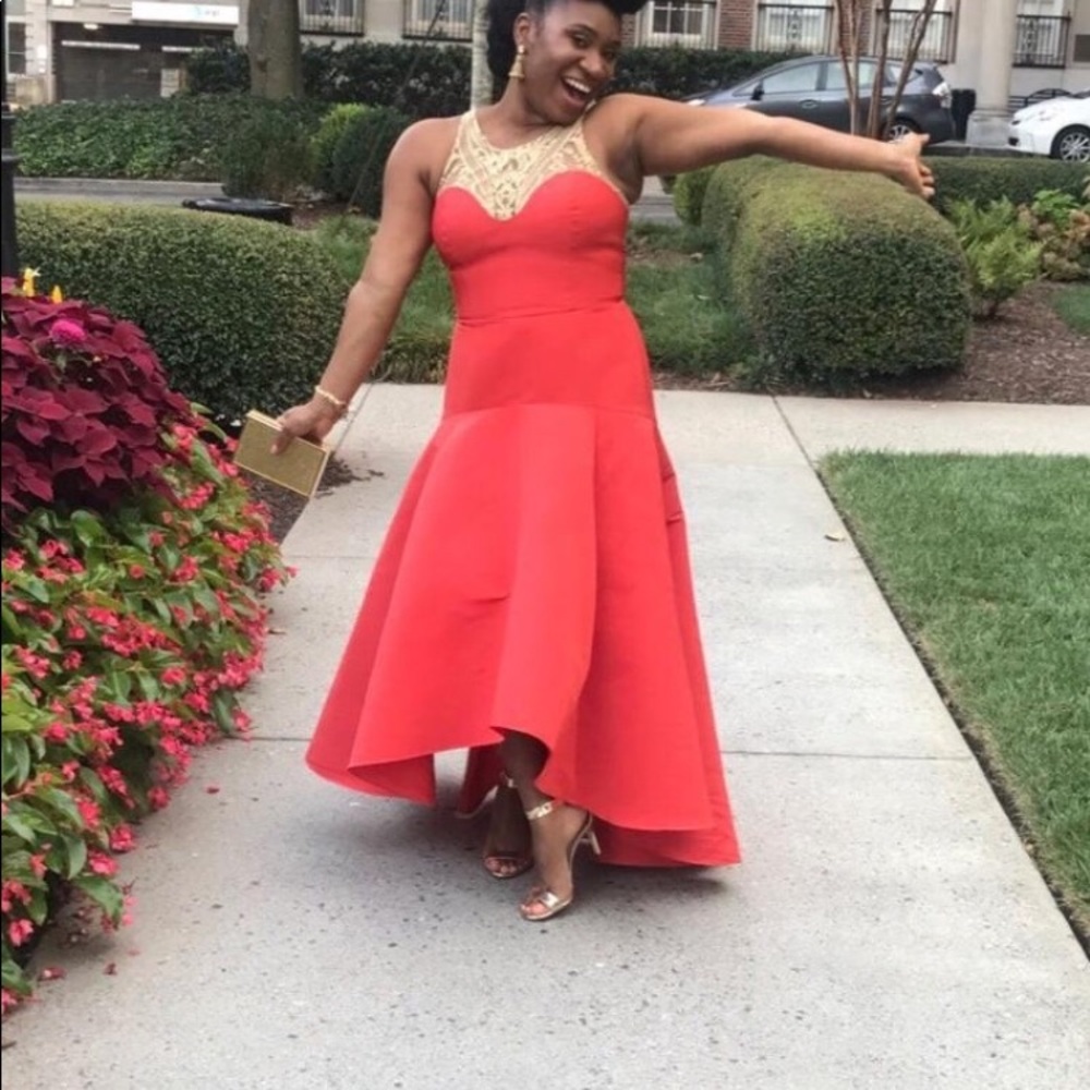 Size6 Coral Marchesa Notte gown retails for $1,195